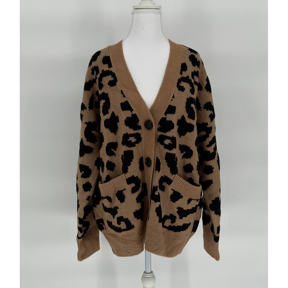 NWT Kittenish Leopard Print Oversized‎ Cardigan Tan Knit Button Front Womens M/L